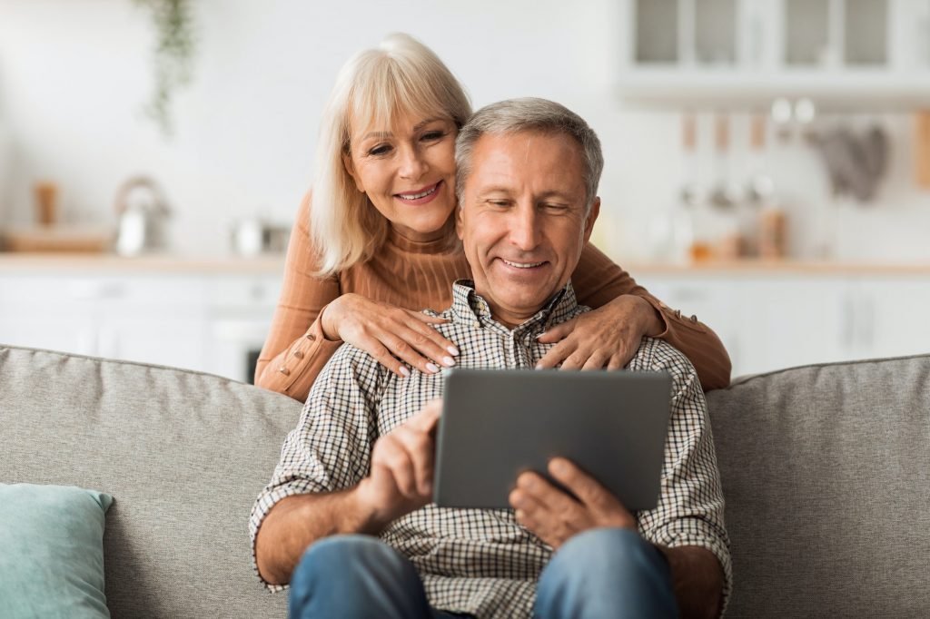 Why Reviewing Your Drug Plan Every Fall Saves Money